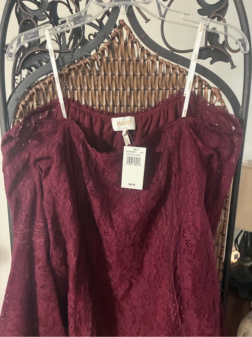 Laundry By Shelli Segal Burgundy Off the Shoulders Blouse - Picture 7 of 8